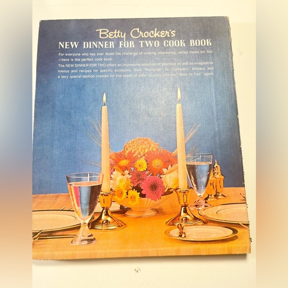 Vtg 1964 Betty Crocker's New Dinner for 2 Two Cookbook 1st Ed 1st Print Spiral - Picture 6 of 6